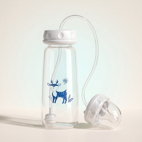 Meloovi hands-free baby feeding bottle product set with flexible feeding tube and clear nipple